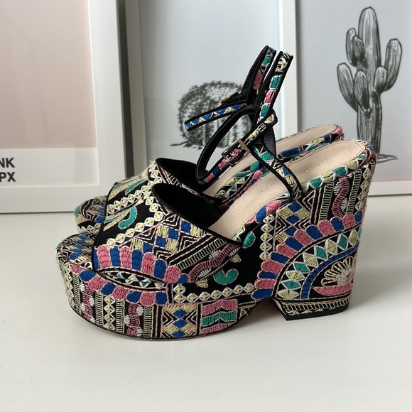 ASOS Embroidered Wedges - Picture 5 of 9